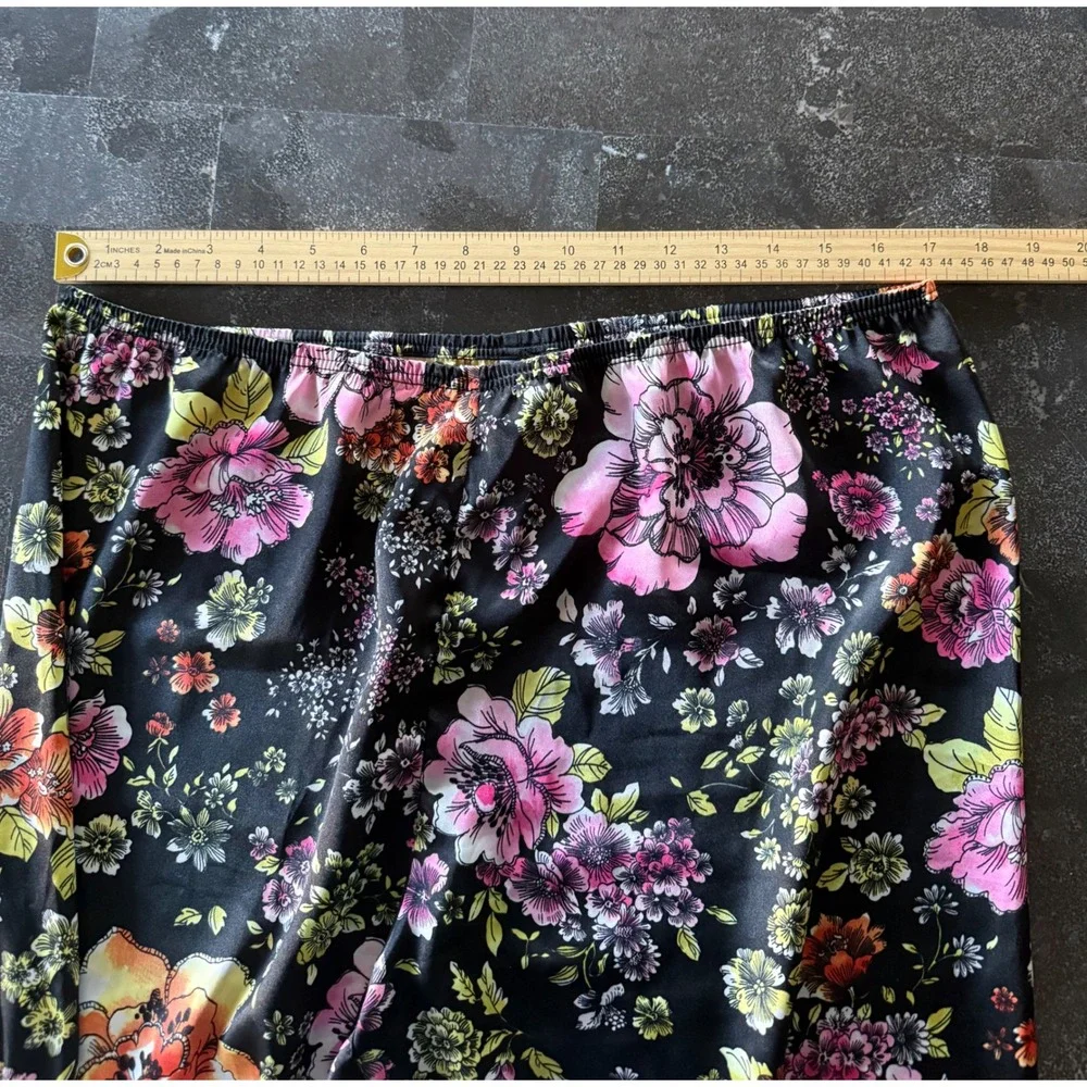 Morgan Taylor Large Silky Satin Black Floral Pajama Set PJ'S Fairy Garden Whimsy